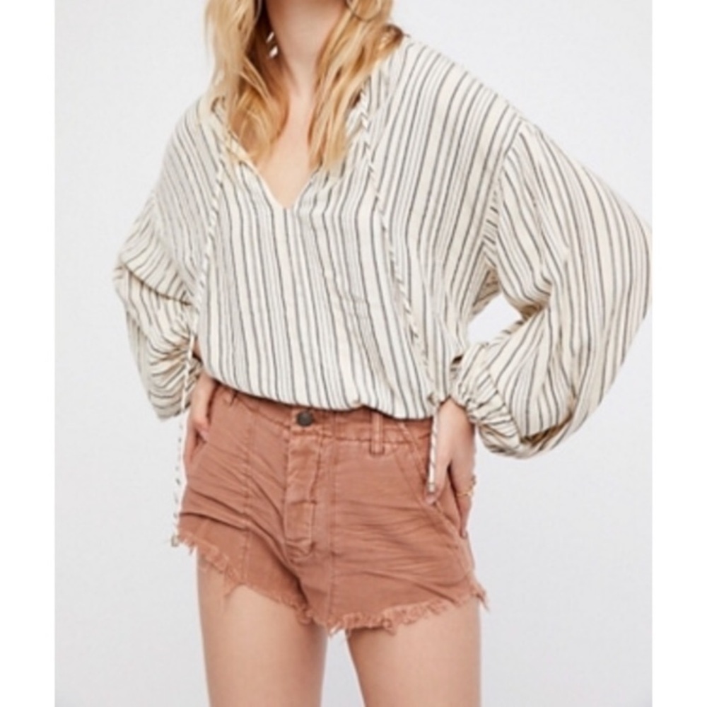Free People | Raw & Patched Standoff Cutoff | Frayed | Terracotta | 0